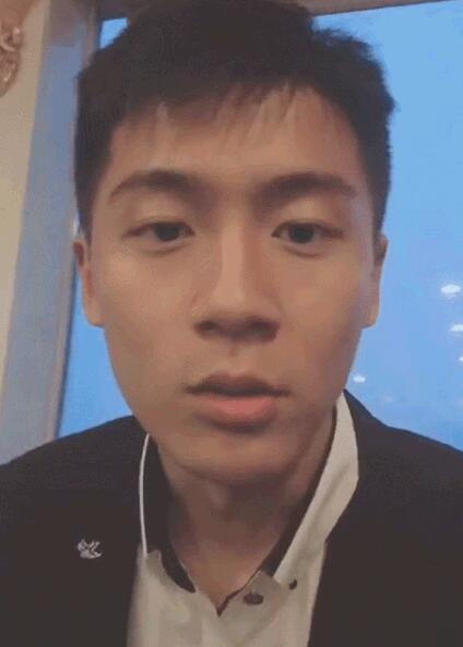 小帅哥澄清不喜欢男人，结果引来更多男人 - 51虹马