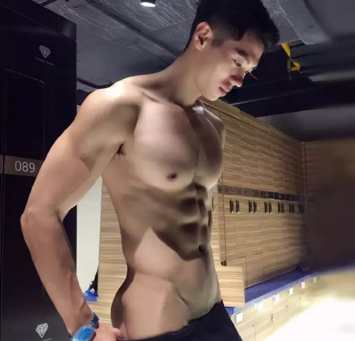 宿舍里那些刺激的经历-51虹马