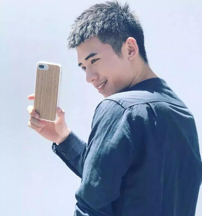 92年网红小奶狗，很多人愿意为他含笑做1。 - 51虹马