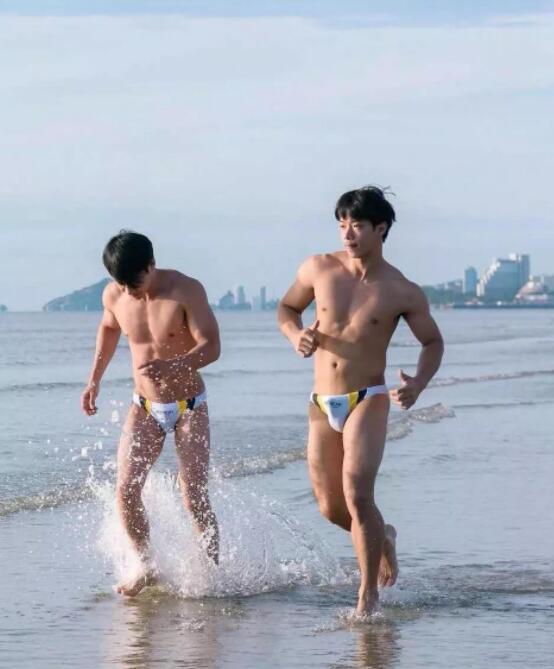 身处中国同志圈,人老珠黄后何去何从 - 51虹马 身处中国同志圈,人老珠黄后何去何从 - 51虹马