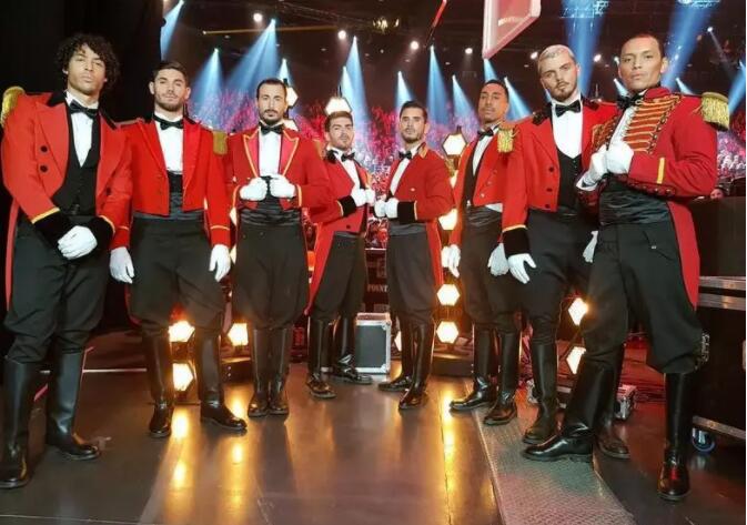 IG猛男情侣档双双硬撩，洋肠让你下体大海啸~ - 51虹马