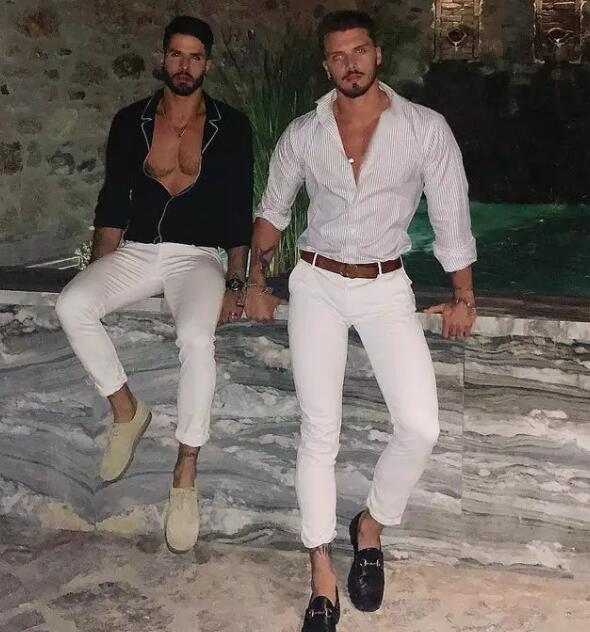 IG猛男情侣档双双硬撩，洋肠让你下体大海啸~ - 51虹马