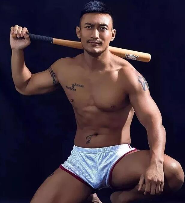 北京当红gogoboy，果然大啊！不对，果然帅啊 - 51虹马