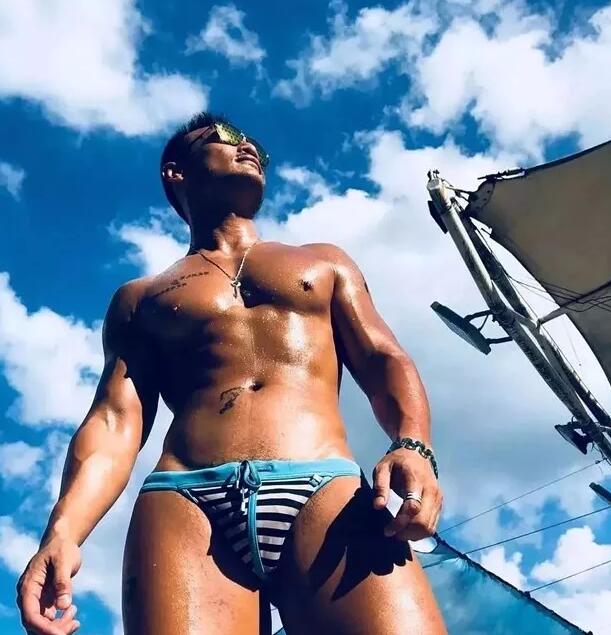 北京当红gogoboy，果然大啊！不对，果然帅啊 - 51虹马