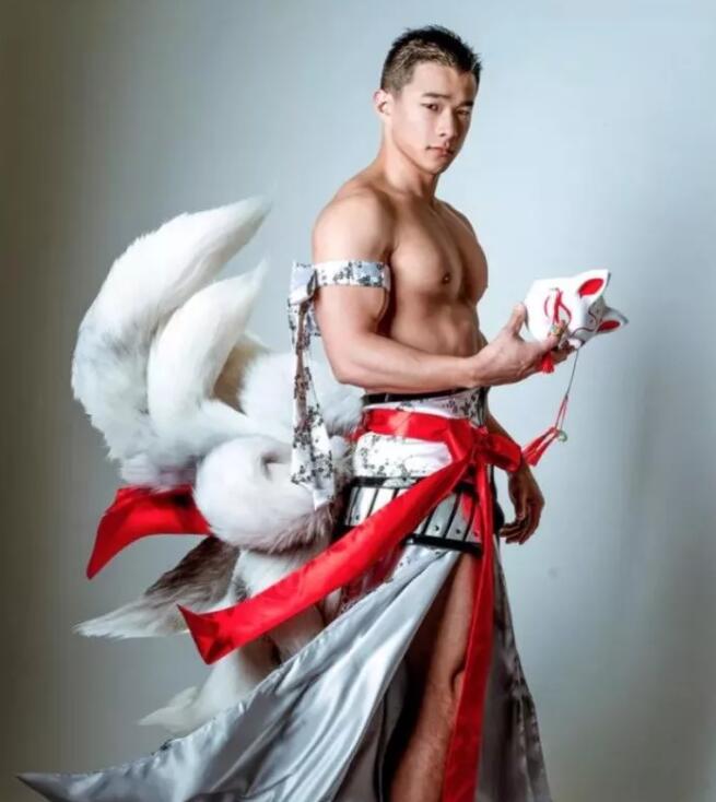 日本网红gogoboy疑似退役？还记得在中国酒吧被扒么？ - 51虹马