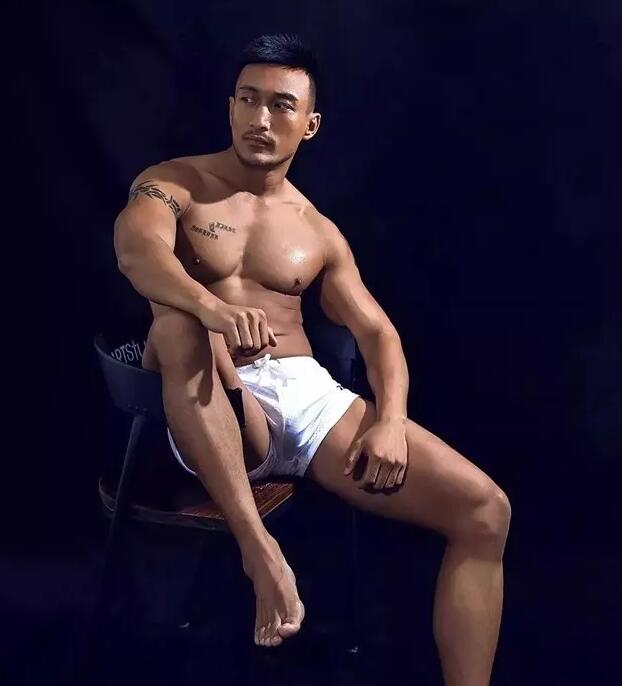 北京当红gogoboy，果然大啊！不对，果然帅啊 - 51虹马