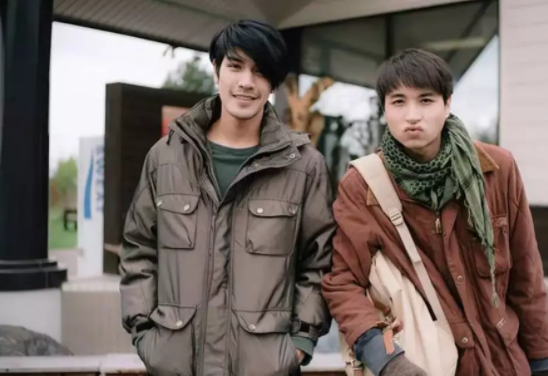 两部同影奉上 美食，爱情世上不能辜负的两样美好、直男被渣gay掰弯后。。。 - 51虹马