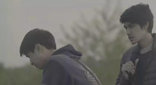 两部同影奉上 美食，爱情世上不能辜负的两样美好、直男被渣gay掰弯后。。。 - 51虹马