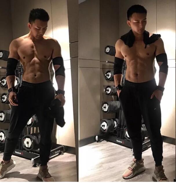 谢梓秋镜头下的吃瓜少年竟是内裤模特？泼水节常客大秀身材尺度超大！ - 51虹马