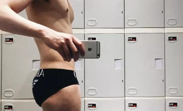 原味内裤+翘臀长腿！裆部藏雷各种露喷鼻血又要浪费卫生纸了！ - 51虹马