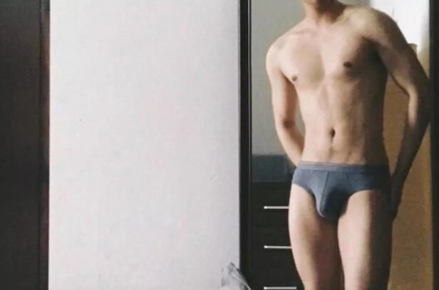 原味内裤+翘臀长腿！裆部藏雷各种露喷鼻血又要浪费卫生纸了！ - 51虹马