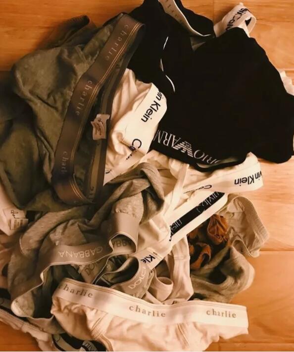 原味内裤+翘臀长腿！裆部藏雷各种露喷鼻血又要浪费卫生纸了！ - 51虹马