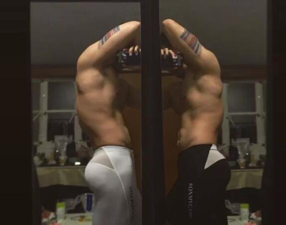 和樊大姐同框气势完全不输,寸头胡渣配大包分分钟帅到发大水! - 51虹马 和樊大姐同框气势完全不输,寸头胡渣配大包分分钟帅到发大水! - 51虹马