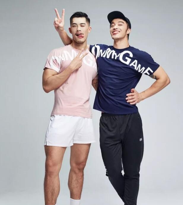 和樊大姐同框气势完全不输，寸头胡渣配大包分分钟帅到发大水！ - 51虹马