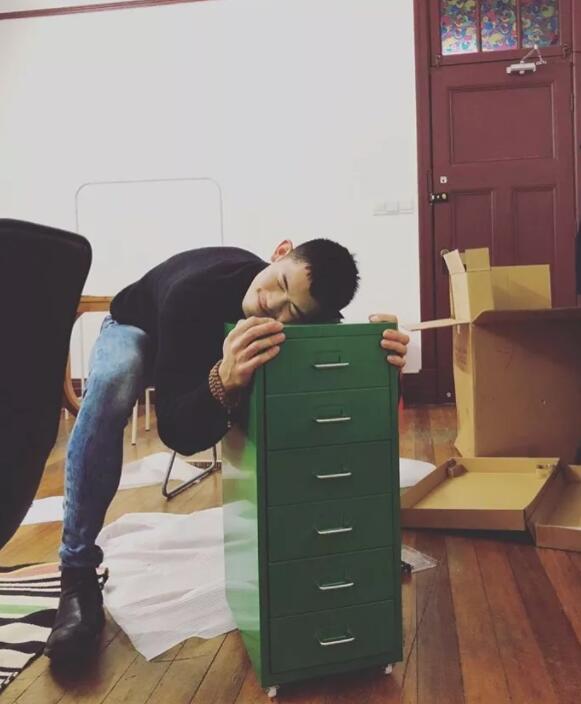 和樊大姐同框气势完全不输，寸头胡渣配大包分分钟帅到发大水！ - 51虹马