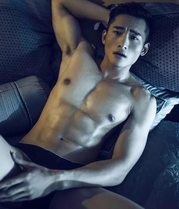 名媛的私照 帅的让人无法呼吸 - 51虹马