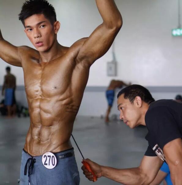 极品公狗腰侧颜小哥被扒,竟然演过基片?!杀伤力超强画面没眼看惹!! - 51虹马 极品公狗腰侧颜小哥被扒,竟然演过基片?!杀伤力超强画面没眼看惹!! - 51虹马