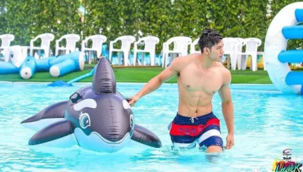 极品公狗腰侧颜小哥被扒，竟然演过基片?!杀伤力超强画面没眼看惹！！ - 51虹马