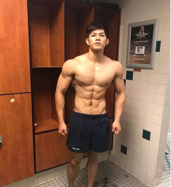 极品公狗腰侧颜小哥被扒，竟然演过基片?!杀伤力超强画面没眼看惹！！ - 51虹马