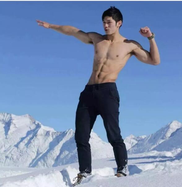 极品公狗腰侧颜小哥被扒，竟然演过基片?!杀伤力超强画面没眼看惹！！ - 51虹马