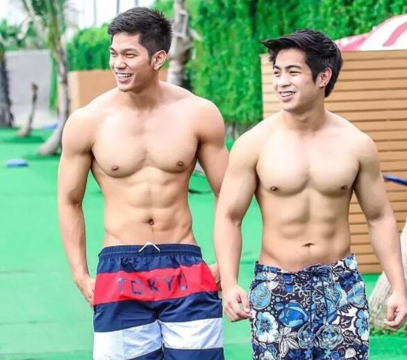 极品公狗腰侧颜小哥被扒，竟然演过基片?!杀伤力超强画面没眼看惹！！ - 51虹马