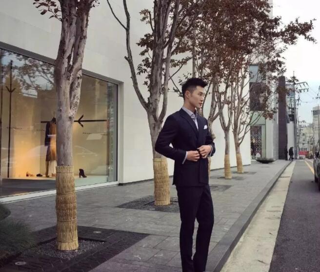 看点∣北电极品翘臀天菜,正装下竟隐藏了这么好的身材,直男看了都要弯! - 51虹马 看点∣北电极品翘臀天菜,正装下竟隐藏了这么好的身材,直男看了都要弯! - 51虹马