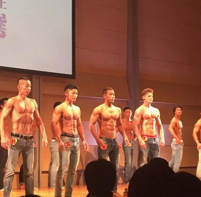 天菜园丁强烈要求加入岛国，竟还玩起筋肉操？ - 51虹马