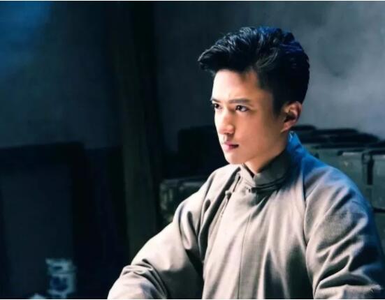 帅哥∣身材小狼狗，长相小奶狗！又苏又撩的明朗少年也是没谁了！－－张博涵 - 51虹马