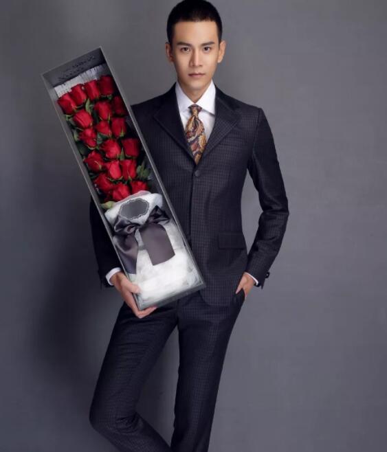 帅哥∣《如懿传》凌云彻高颜值大腿长,曾撞脸彭于晏,拒演《上瘾》!--经超 - 51虹马 帅哥∣《如懿传》凌云彻高颜值大腿长,曾撞脸彭于晏,拒演《上瘾》!--经超 - 51虹马