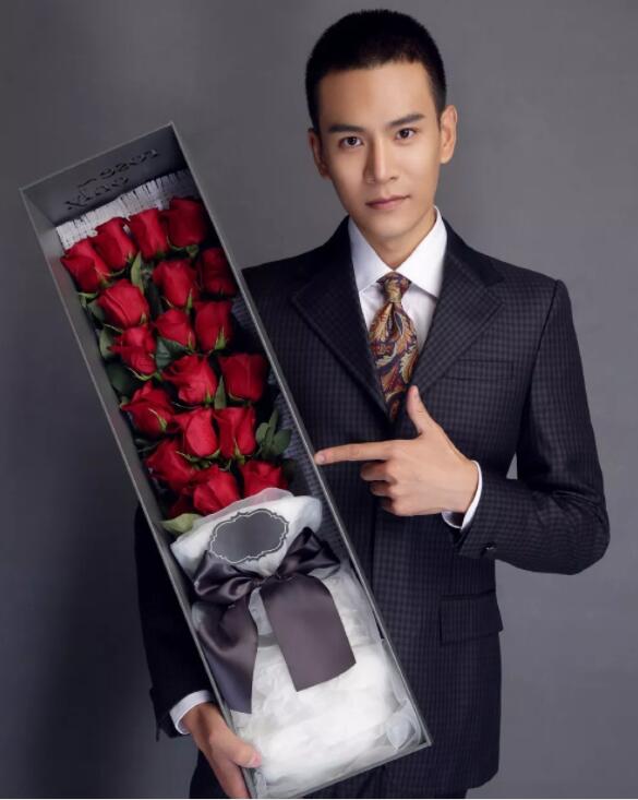 帅哥∣《如懿传》凌云彻高颜值大腿长，曾撞脸彭于晏，拒演《上瘾》！－－经超 - 51虹马