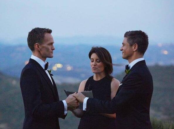 【国际同志新闻】我留长发就被骂gay 足球界太歧视同性恋等 - 51虹马