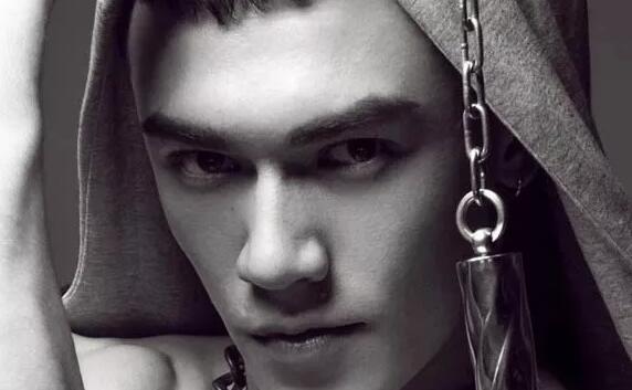 帅哥∣阳光俊朗肌肉坚实，pick一下这个爱笑的温暖小哥！－－娃尔 - 51虹马