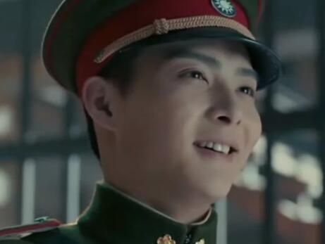 帅哥∣军装帅哥+禁欲霸总,这个有颜有肉的东北大汉纸发的糖真甜!--张铭恩 - 51虹马 帅哥∣军装帅哥+禁欲霸总,这个有颜有肉的东北大汉纸发的糖真甜!--张铭恩 - 51虹马