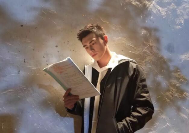 帅哥∣阳光俊朗肌肉坚实，pick一下这个爱笑的温暖小哥！－－娃尔 - 51虹马