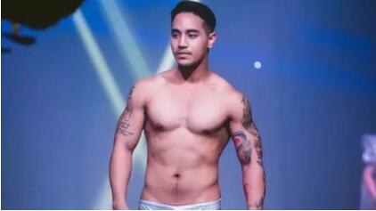 泰爽，秘密的叫了次上门服务...-51虹马