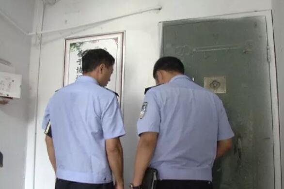 男子深夜公园约小伙激战，结果来了五个未成年小伙 - 51虹马