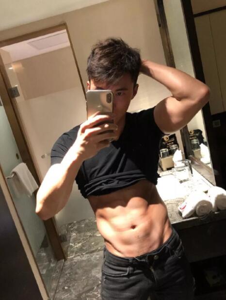 最帅狙击手参选特警型男大赛！狼狗腰＋腱子肉荷尔蒙炸裂！ - 51虹马