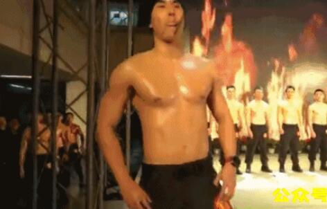 最帅狙击手参选特警型男大赛！狼狗腰＋腱子肉荷尔蒙炸裂！ - 51虹马