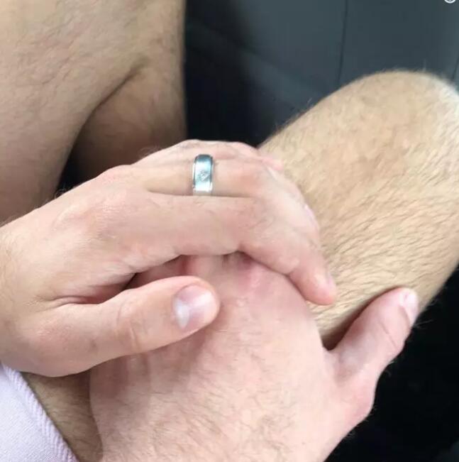 GV男优夫夫在拍片现场求婚？！画面太美，你敢看吗？ - 51虹马