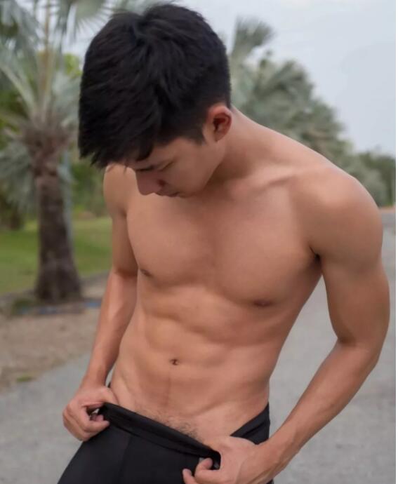 男模的入行故事】老天的抉择，要么我爸入土要么我女朋友走人 - 51虹马