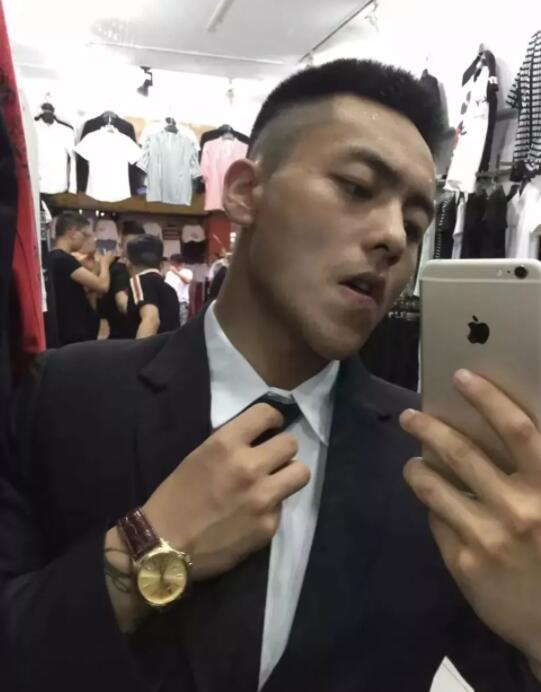 沈阳体院直男小狼狗，弟弟味道有点大~ - 51虹马