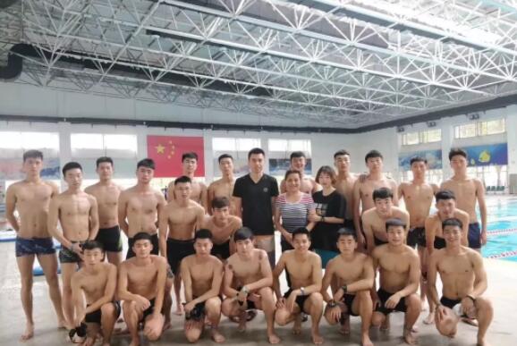 沈阳体院直男小狼狗，弟弟味道有点大~ - 51虹马