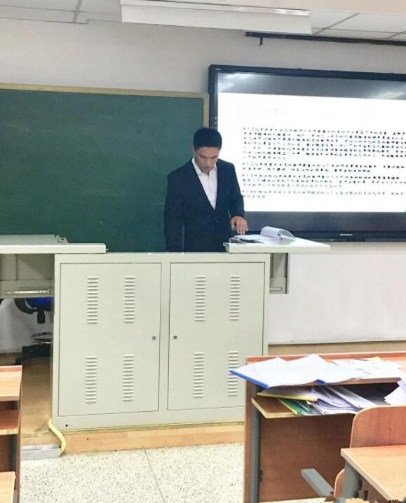 北体大筋肉小狼狗,摄影师写真男主,来感受一下他的实力! - 51虹马 北体大筋肉小狼狗,摄影师写真男主,来感受一下他的实力! - 51虹马