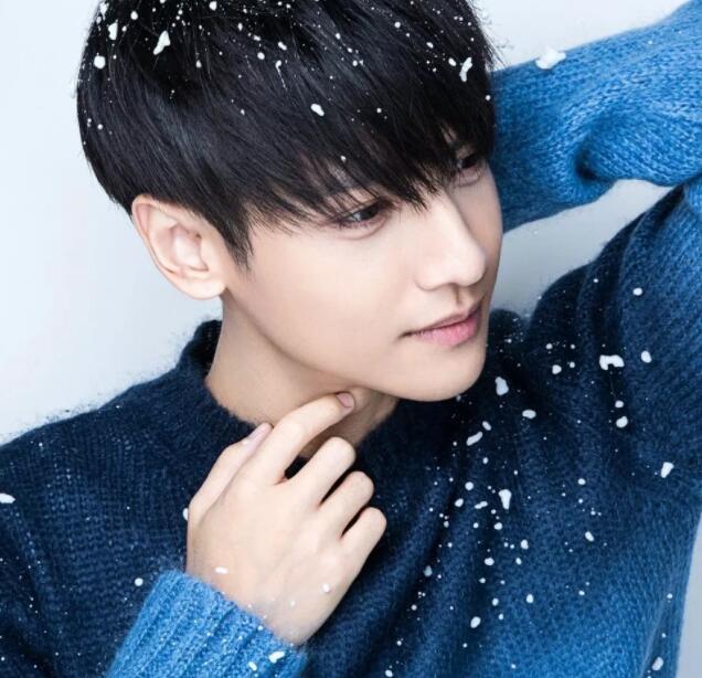 帅哥∣国民初恋俊美校草，鲜味十足又温润如玉的润玉公子！－－罗云熙 - 51虹马