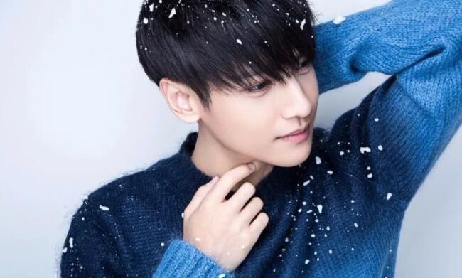 帅哥∣国民初恋俊美校草，鲜味十足又温润如玉的润玉公子！－－罗云熙 - 51虹马