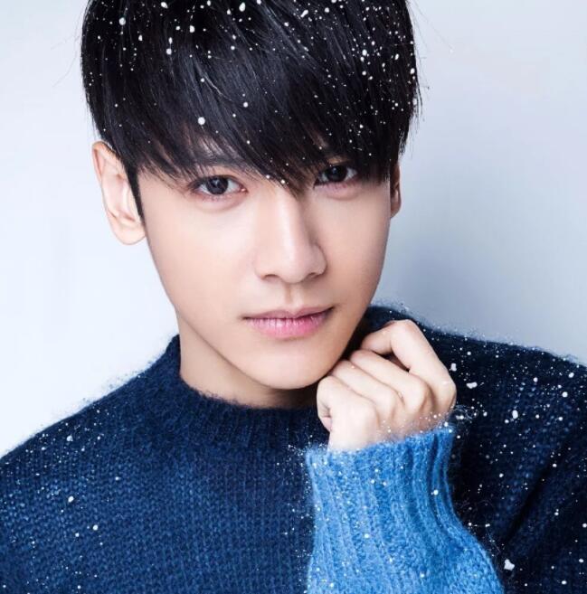 帅哥∣国民初恋俊美校草，鲜味十足又温润如玉的润玉公子！－－罗云熙 - 51虹马