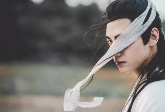 帅哥∣国民初恋俊美校草，鲜味十足又温润如玉的润玉公子！－－罗云熙 - 51虹马