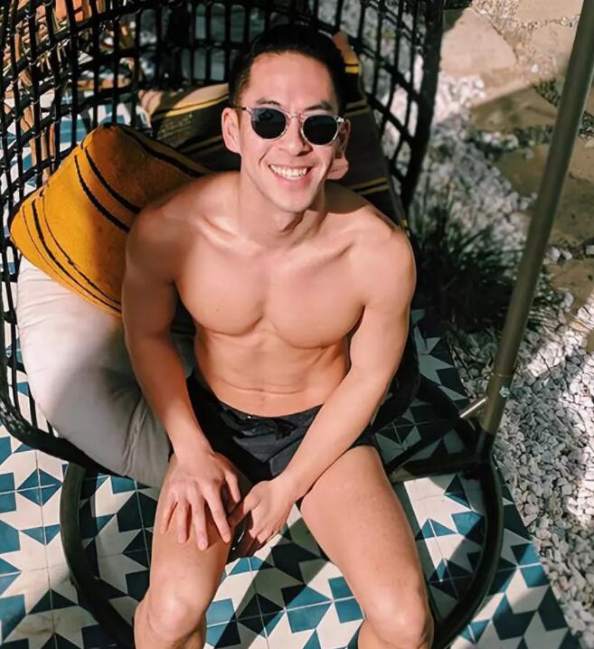 中国留学生成【群圈】玩具人尽皆知？-51虹马