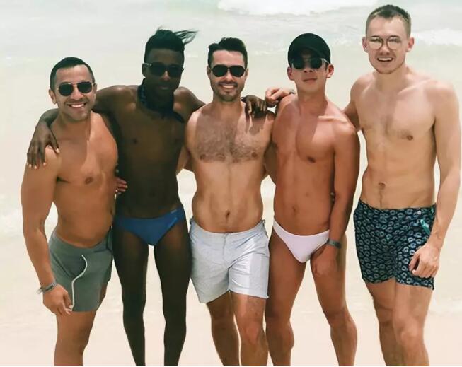 中国留学生成【群圈】玩具人尽皆知？ - 51虹马