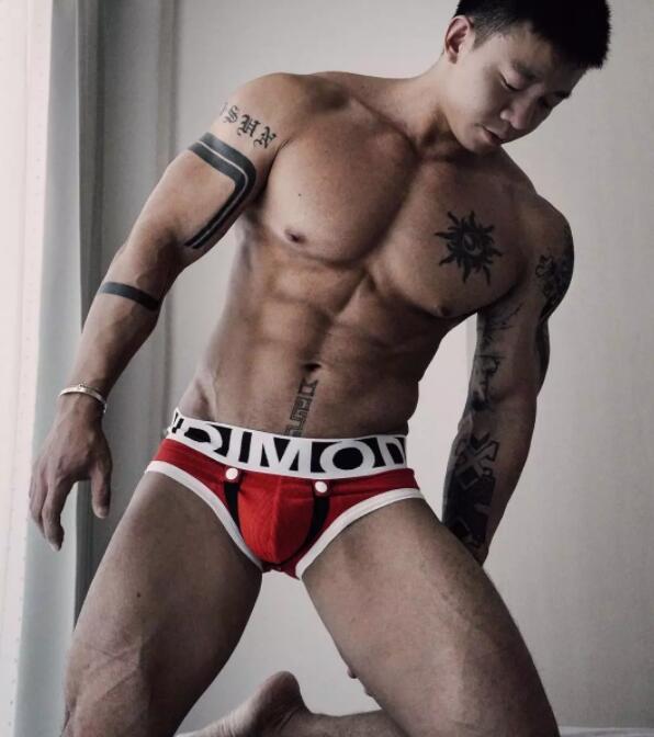 上海美黑店主青筋暴突，翘臀大包把持不住！-51虹马